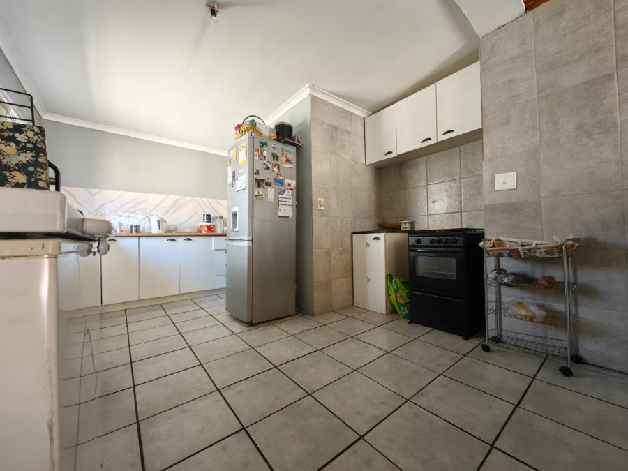 4 Bedroom Property for Sale in Richwood Western Cape